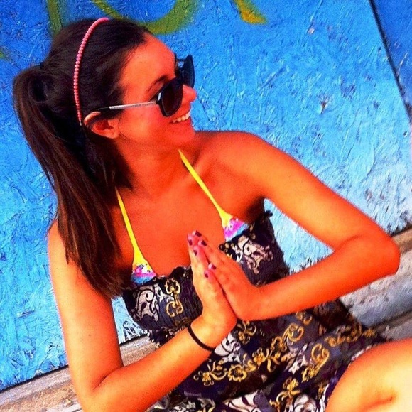 Meet your Posher, Jennifer - Picture 7 of 8